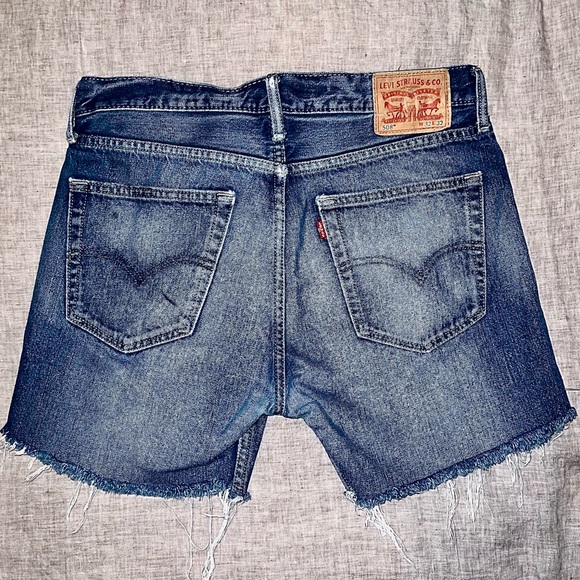 Levi 508 denim cutoff shorts.  Zip Fly. Women size 32 - Picture 2 of 3